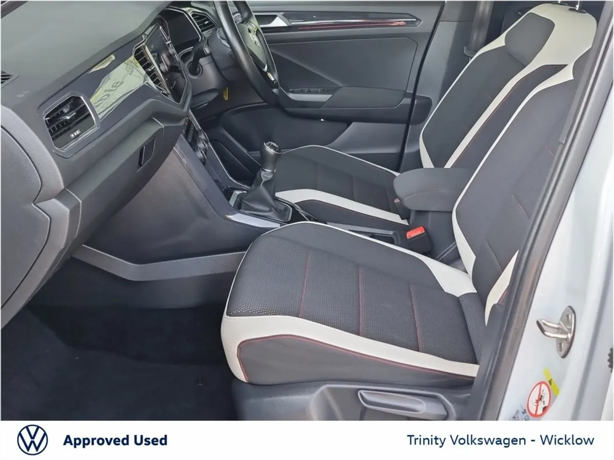 Volkswagen T-Roc Best Value Sunroof Sport 1.5 TSI - Image 4