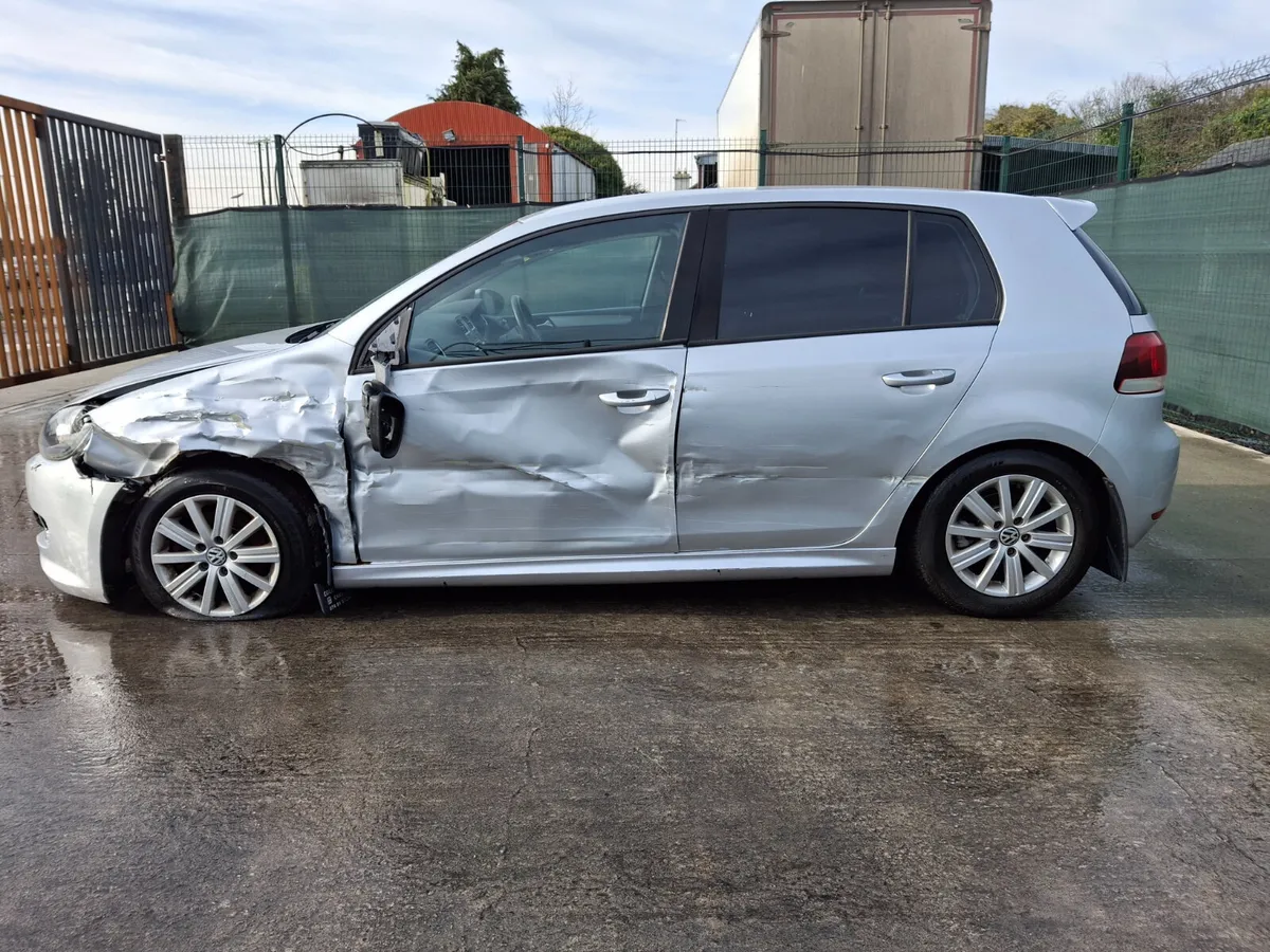 2012 Volkswagen Golf TDI - Image 4