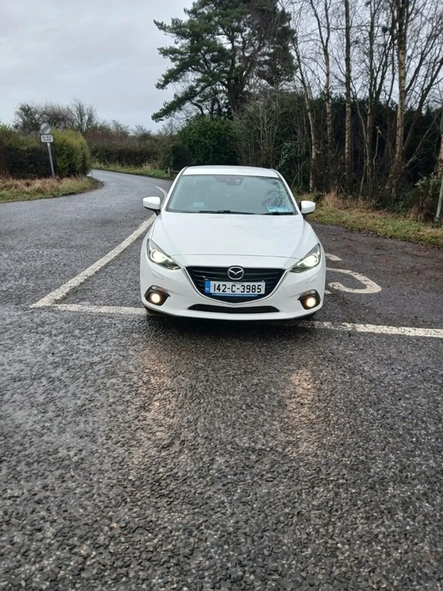 142 Mazda 3 Diesel Needs Engine - Image 2