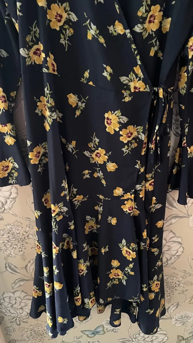 Floral dress - Image 2