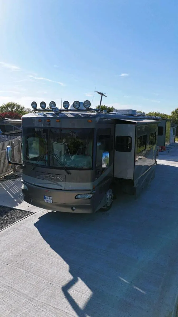 American Motorhome RV - Image 2