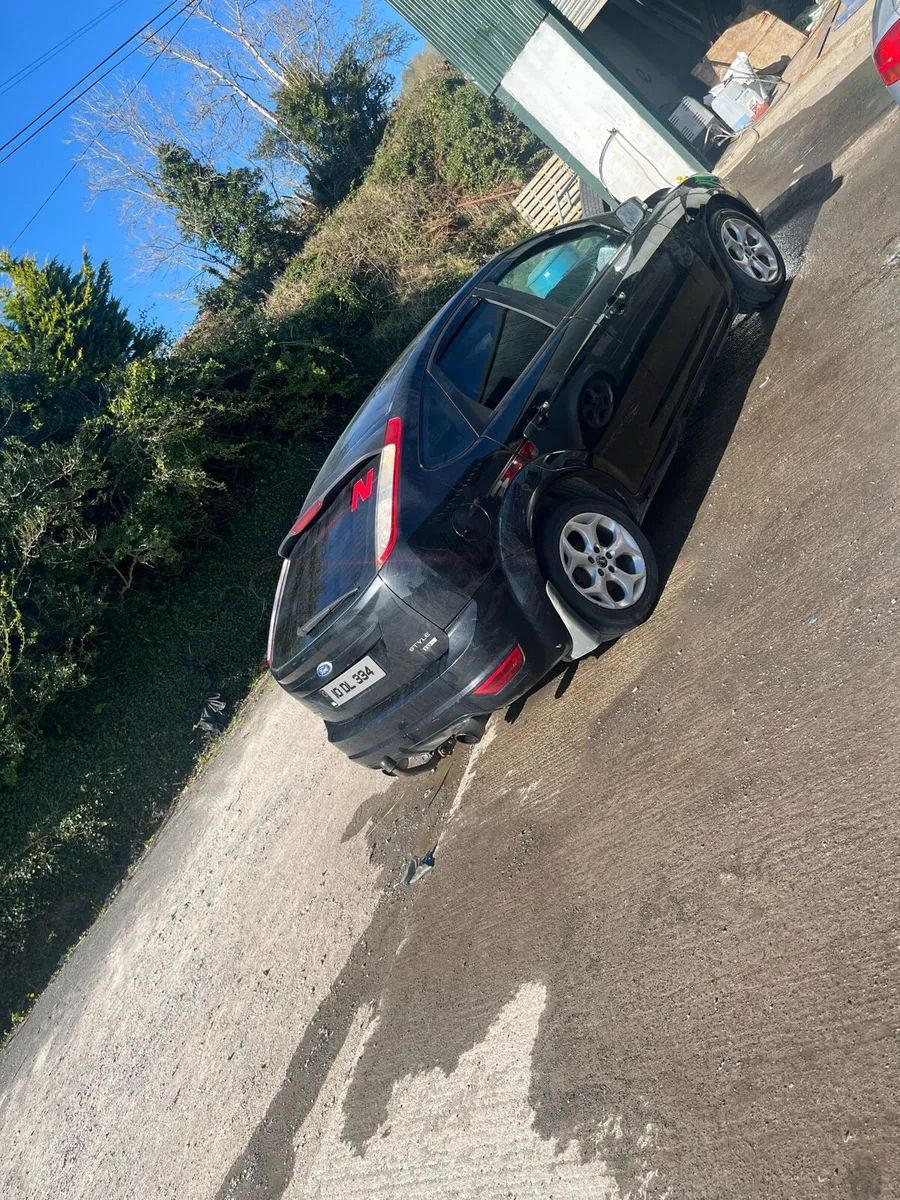 Ford focus - Image 2