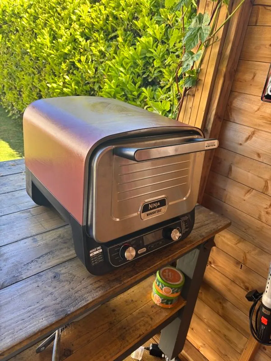 Ninja Woodfire Electric Outdoor Oven Artisan Pizza Maker And Bbq Smoker - Image 1