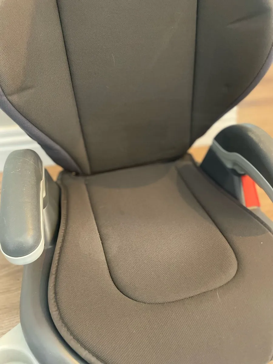 Graco high back booster car seat - Image 3