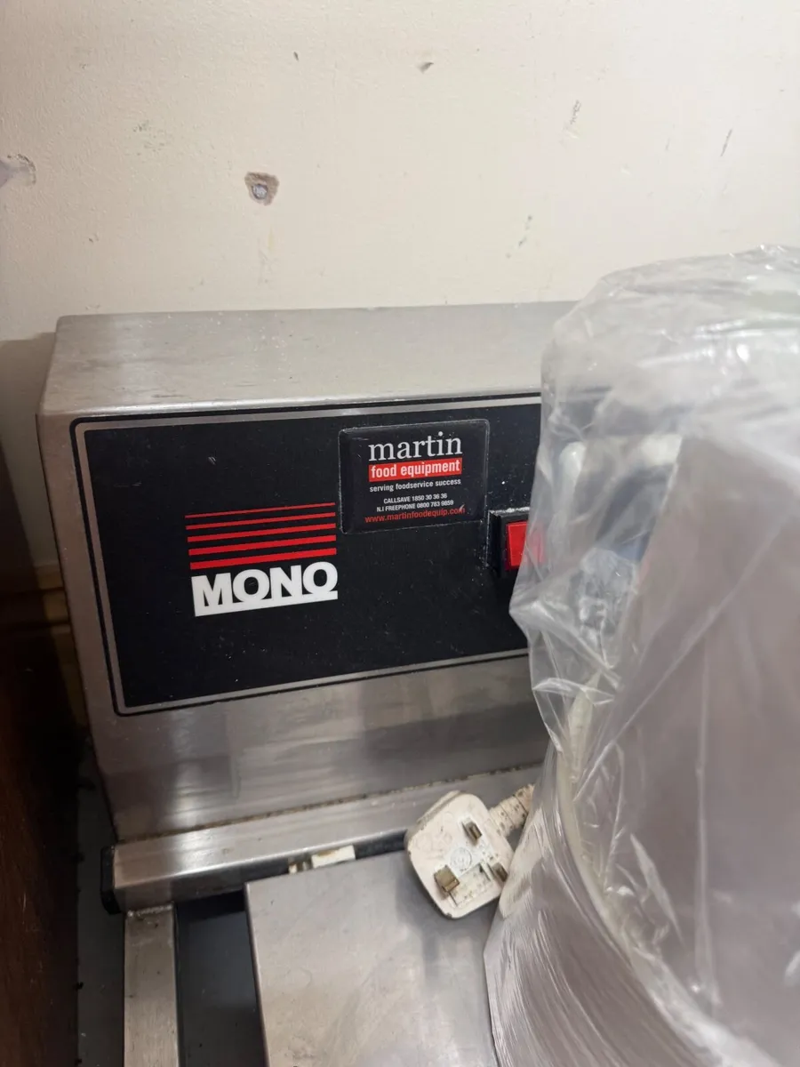 Deli equipment - Image 1