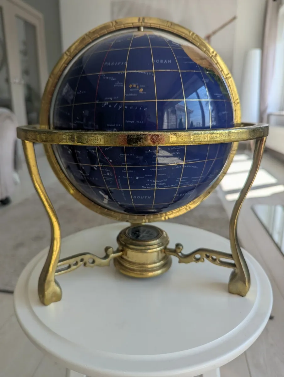 Ornamental brass-mounted globe - Image 3