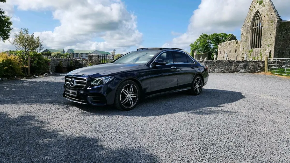 Mercedes E Class AMG LINE PREMIUM PANORAMIC ROOF - Image 4