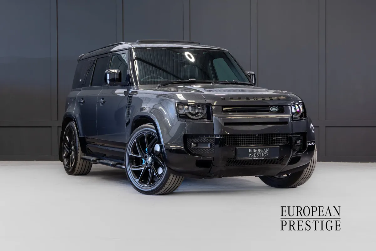 2022 Land Rover Defender 110 X-Dynamic S 5 Seat N1 - Image 1