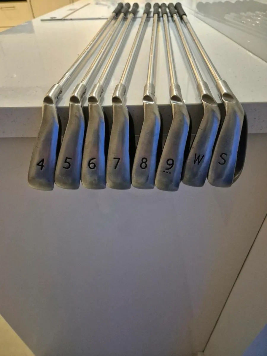 Ping G30 irons golf clubs - Image 2