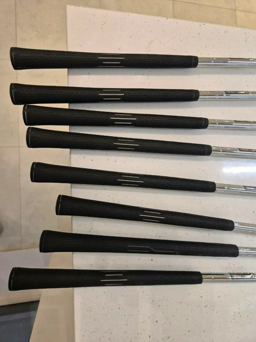 Ping G30 irons golf clubs - Image 3