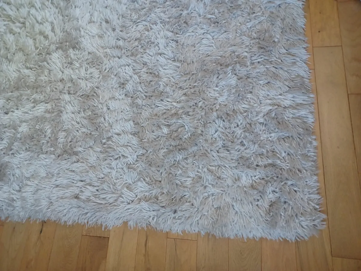 Rug - Image 4