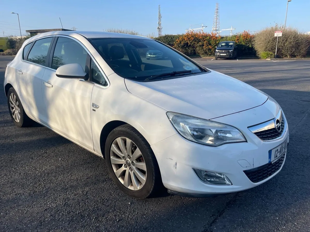 Astra 1.7 2012 - Image 1