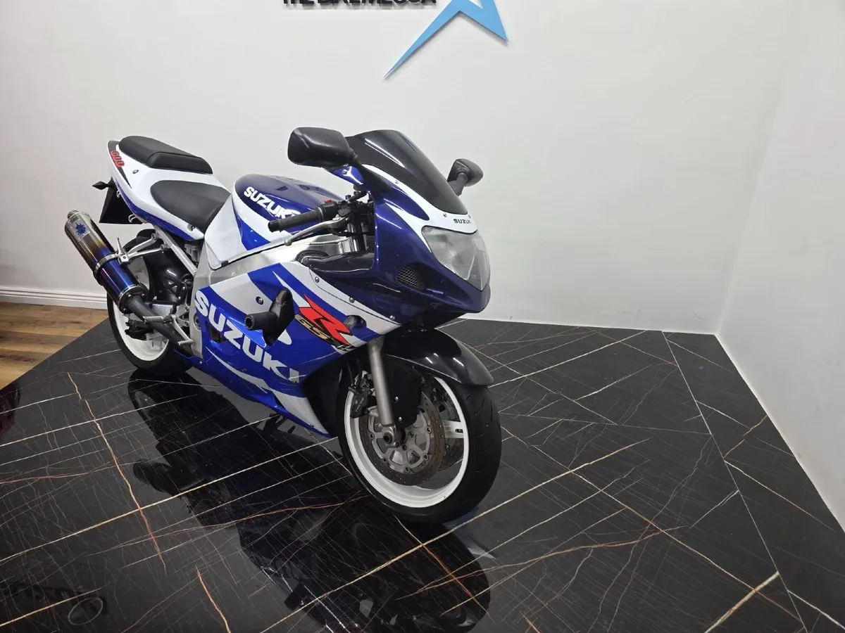 Suzuki gsxr k1 600 - Image 4