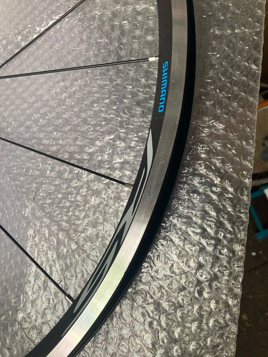 Shimano rs 100 NEW FRONT WHEEL. 700c - Image 2
