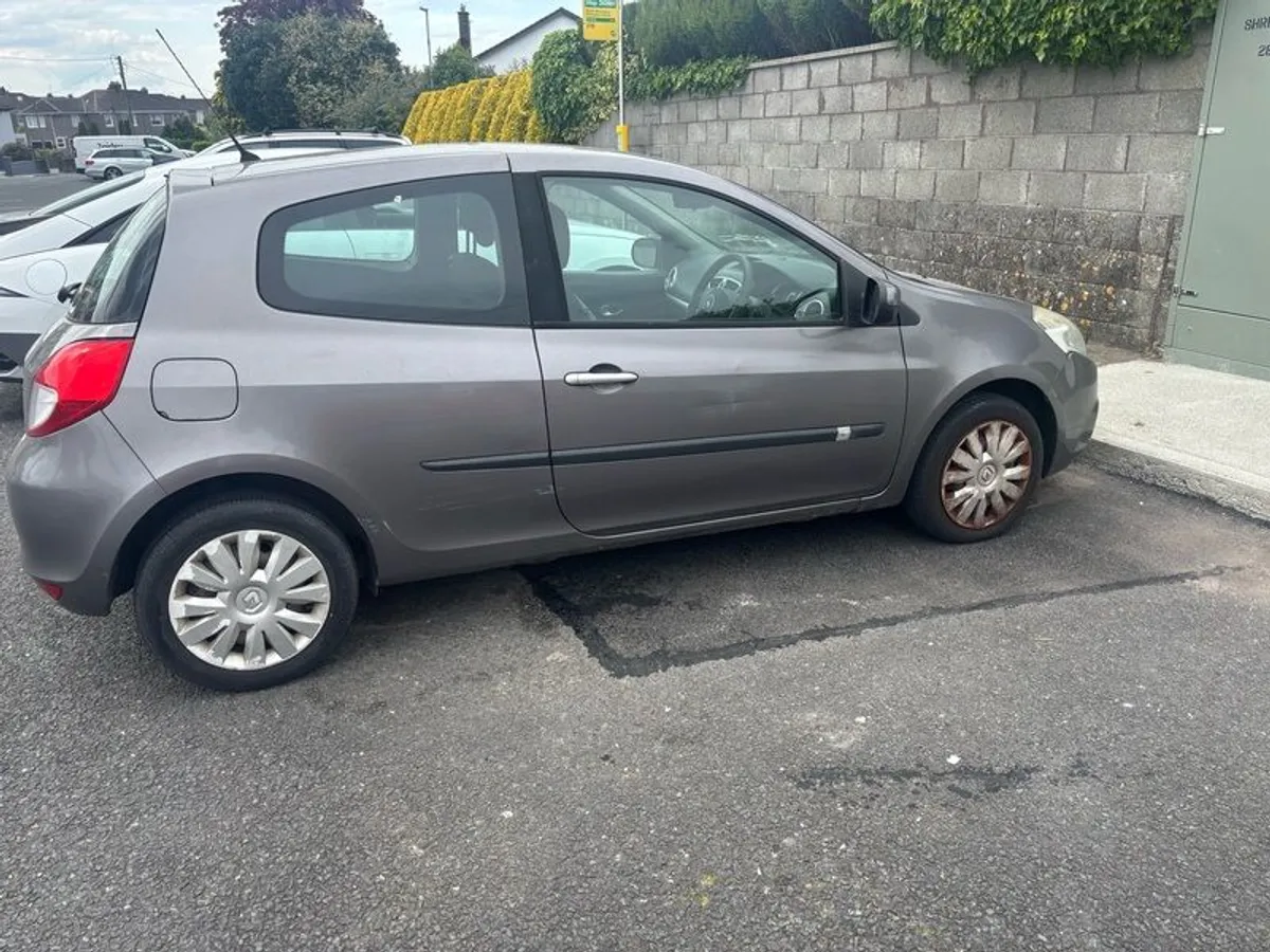 2010 Renault Clio - Image 3
