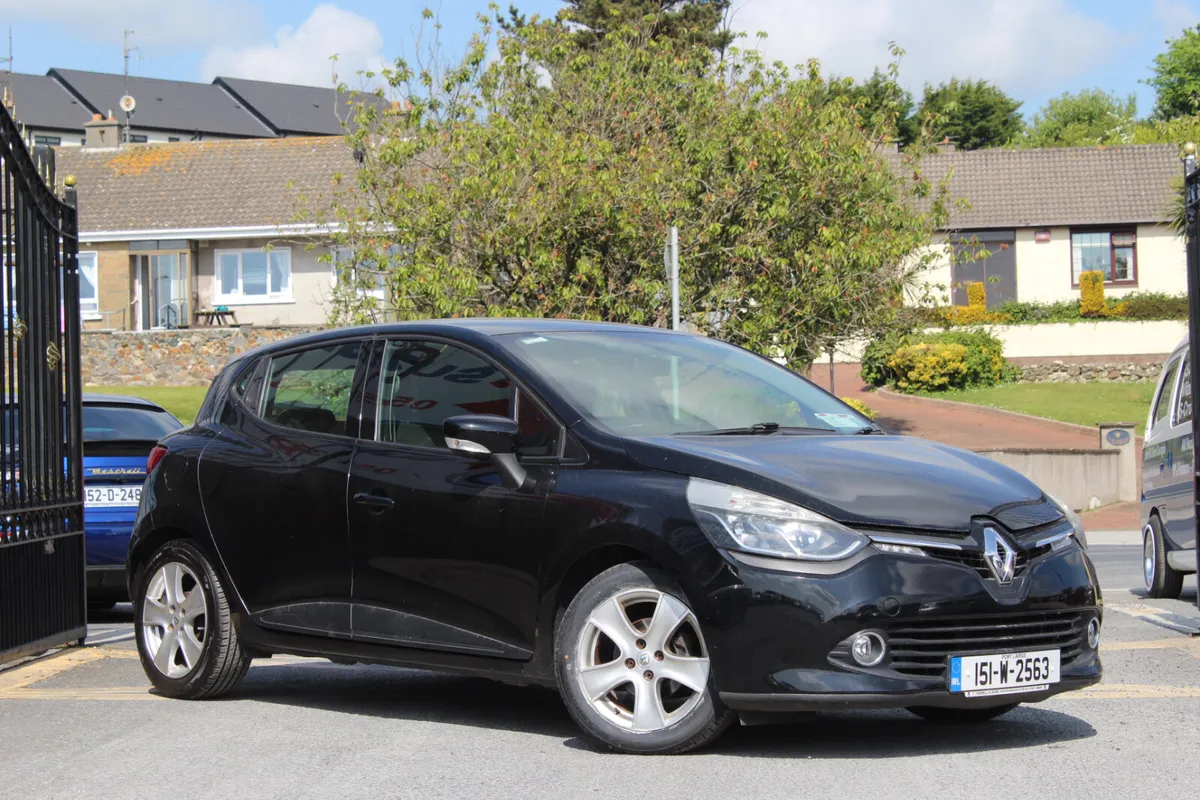 Renault Clio 2015 - Image 1