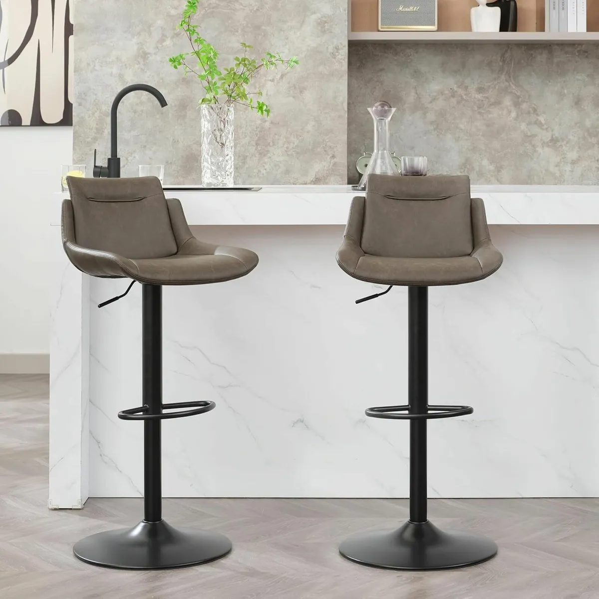Bar Stools Set of 2 PU Leather dining room Brown - Image 1
