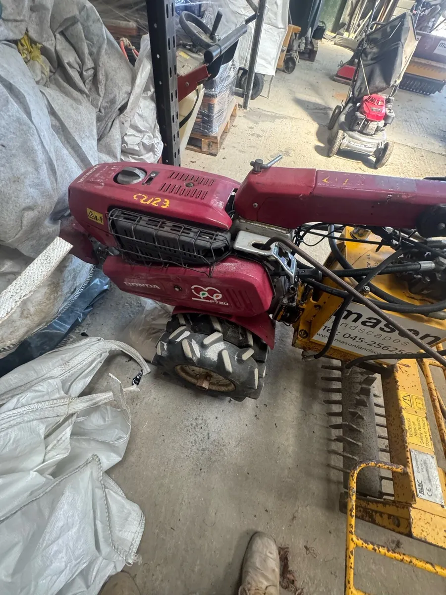 Blec stone rake - Image 1