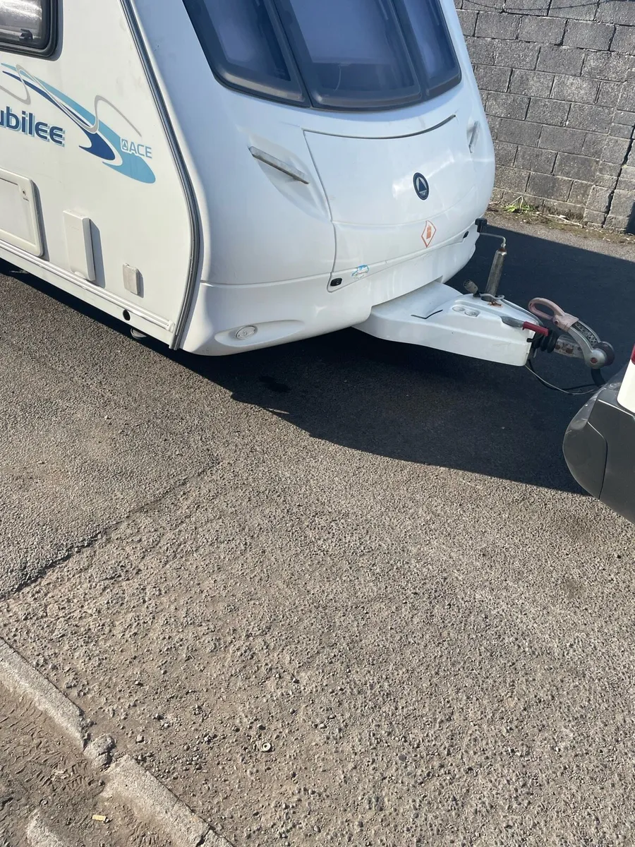 Caravan - Image 2