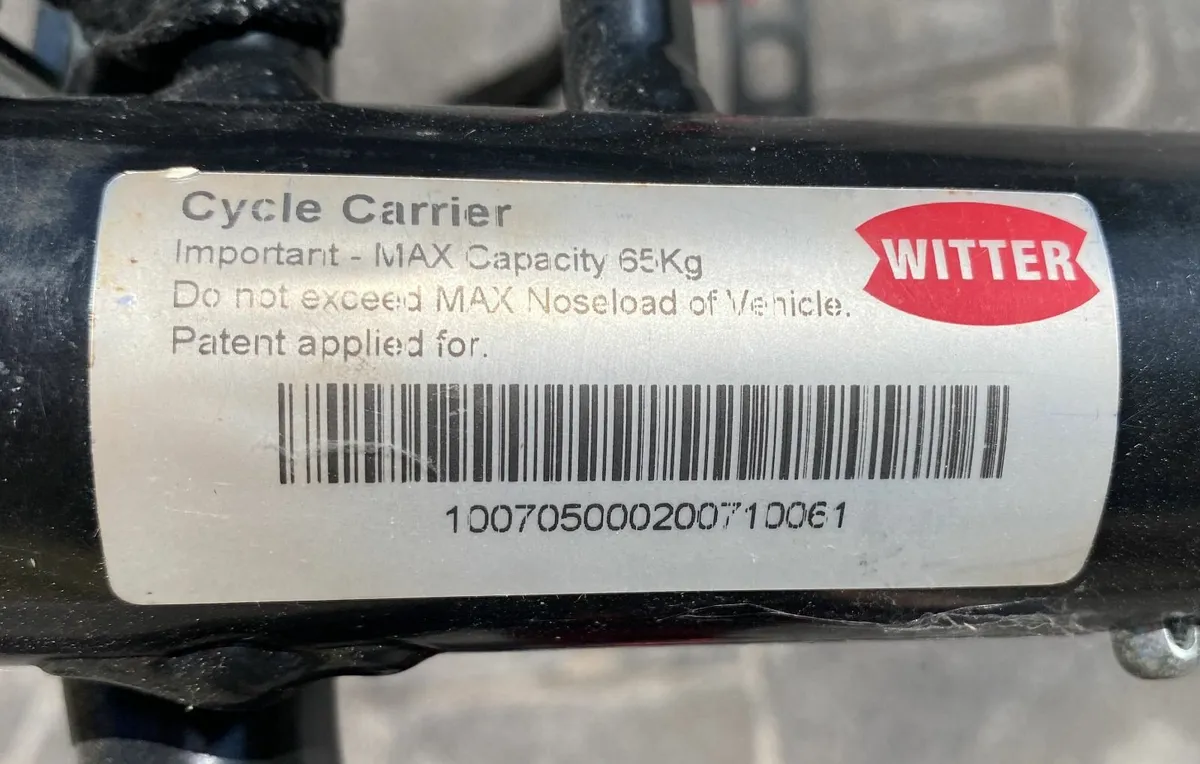 Witter towbar flange mounted cycle carrier - Image 2