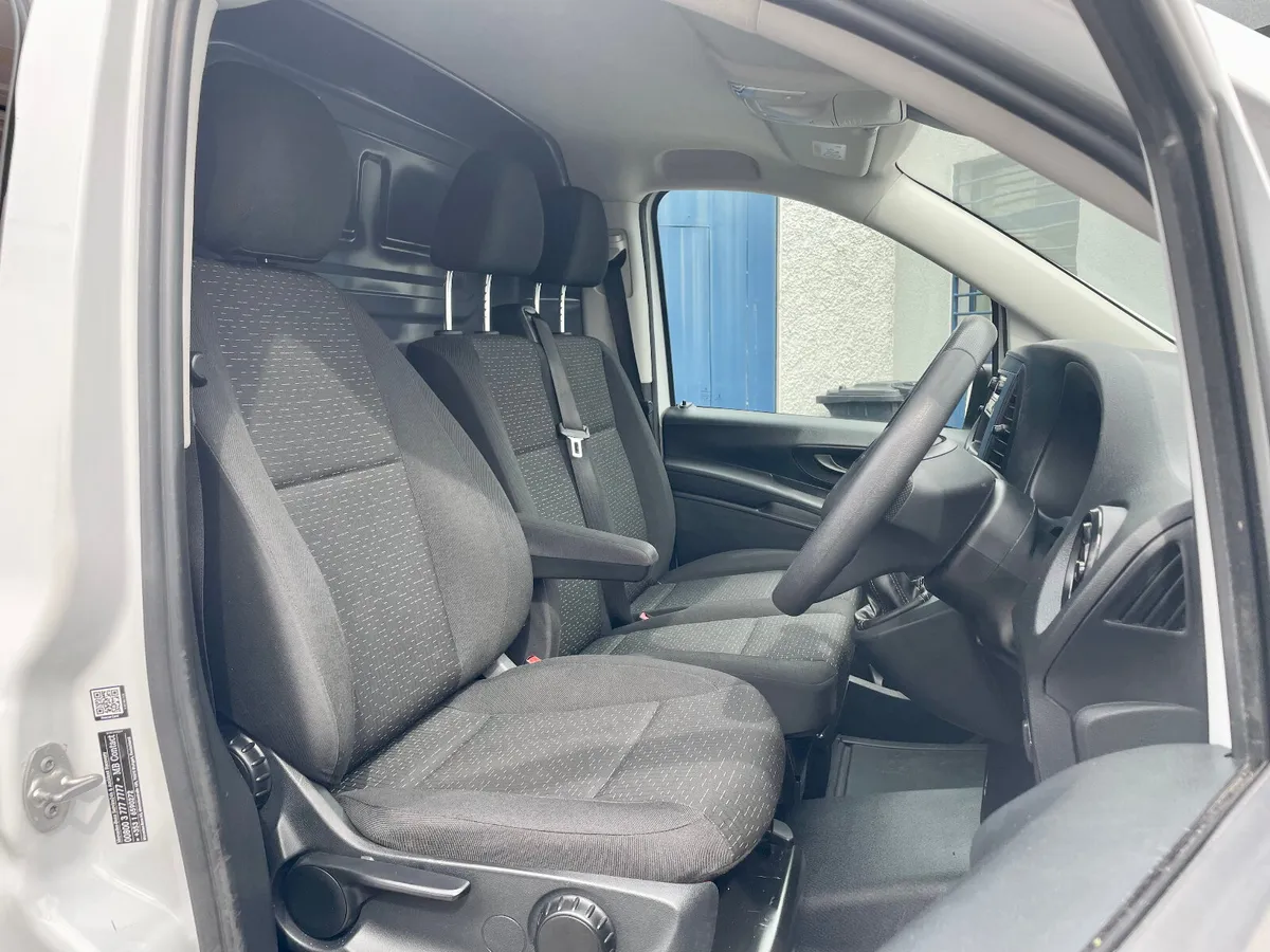Mercedes-Benz Vito 110 Classic 2.0 CDI RWD,2022 - Image 4