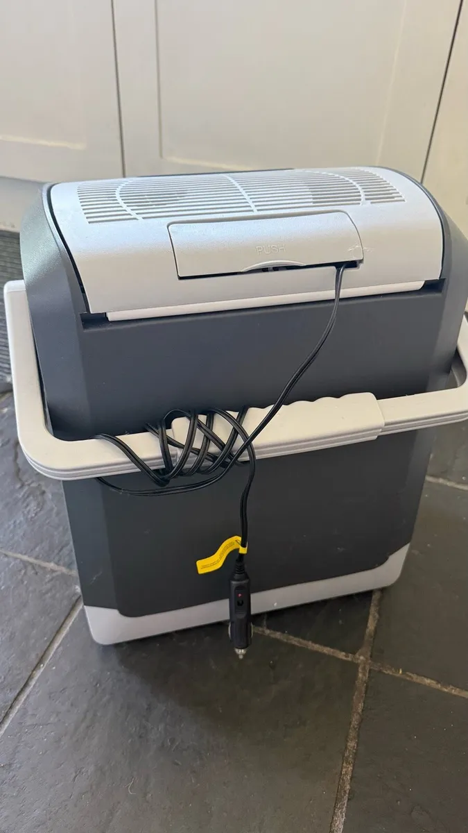 14L Electric Coolbox - Image 2