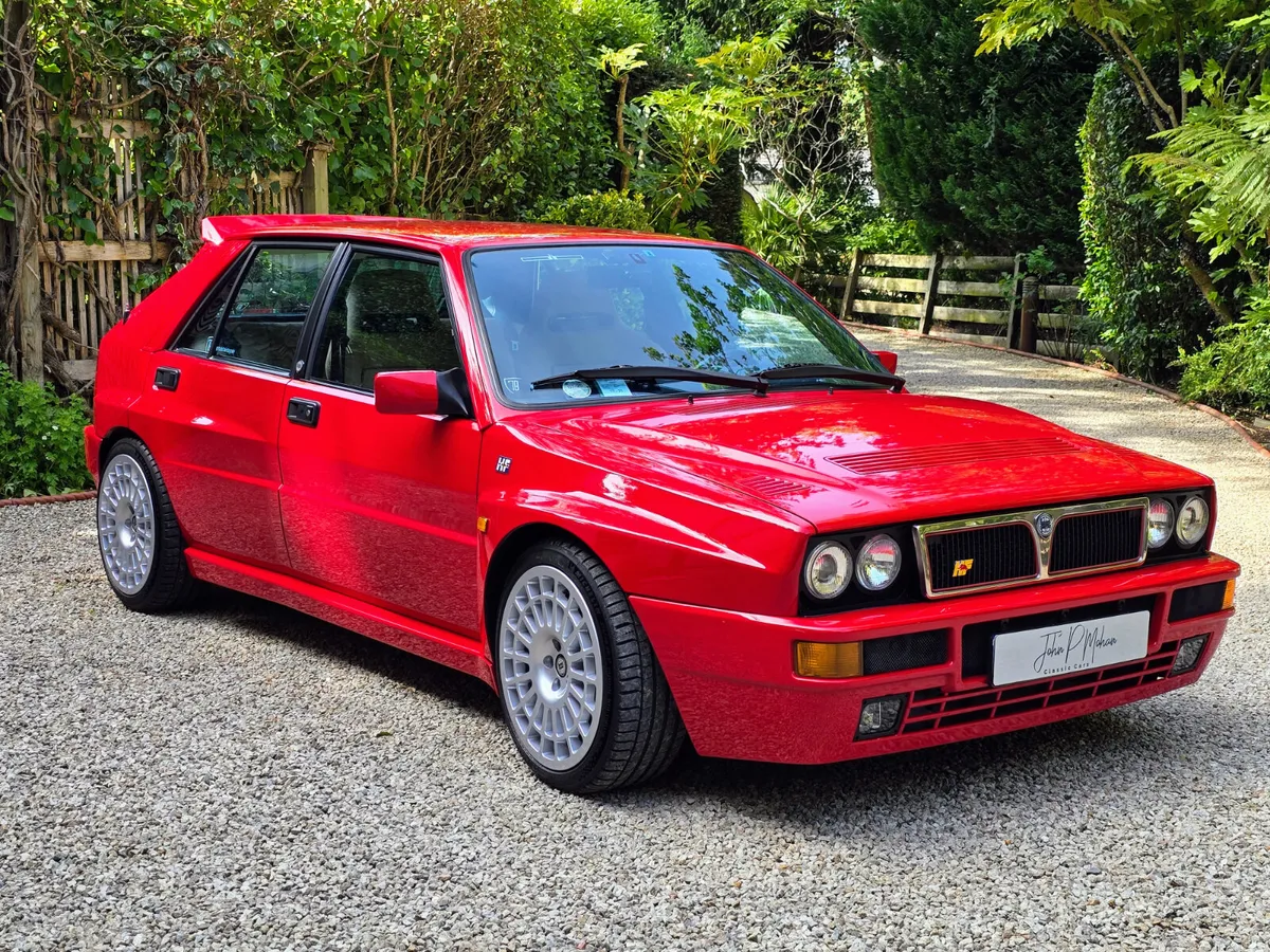 1994 Lancia Delta HF Integrale Evoluzione II - Image 3