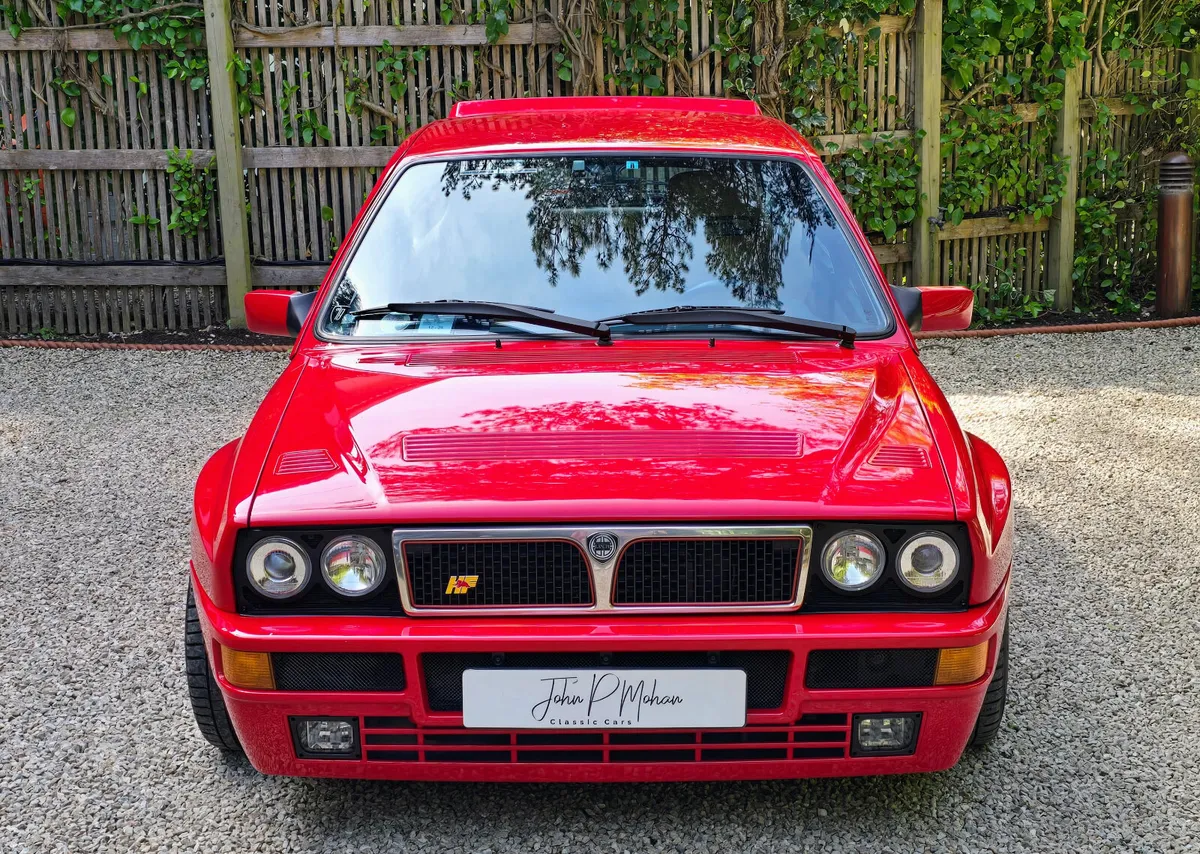 1994 Lancia Delta HF Integrale Evoluzione II - Image 4