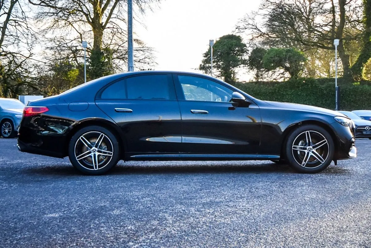 Mercedes-Benz E-Class E300de AMG Night Pack New - Image 2