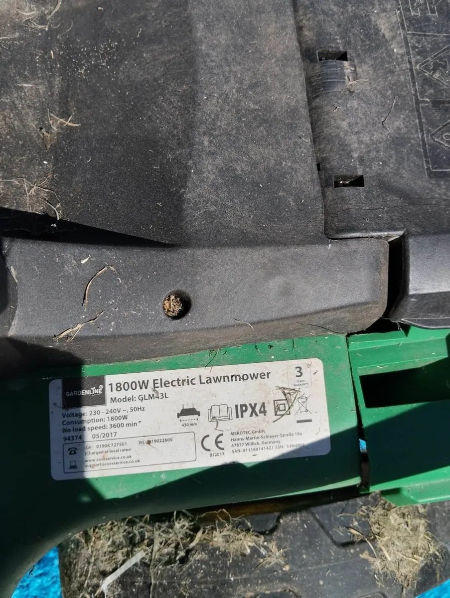 Lawn mover - Image 1