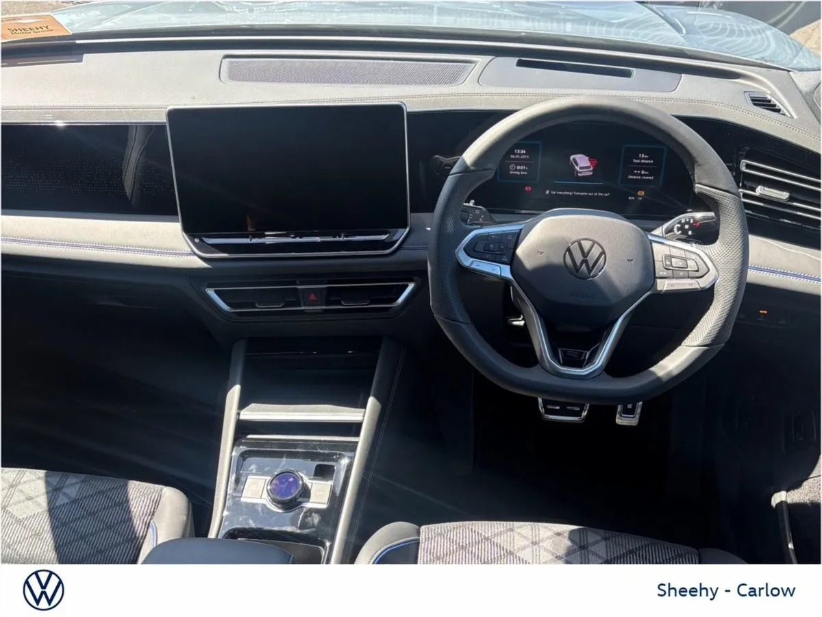 Volkswagen Tiguan 2.0tdi Rline 75 DSG 5DR - Image 2