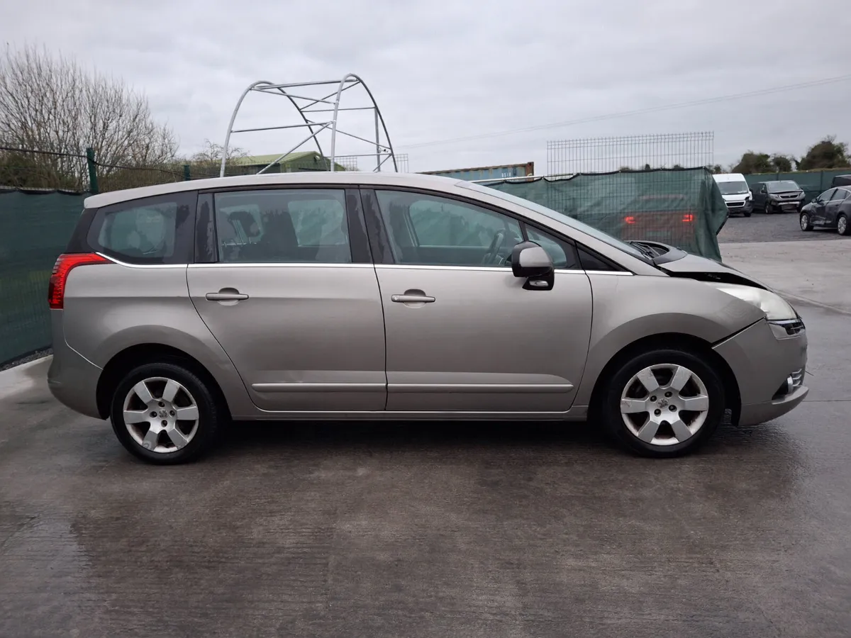 2010 Peugeot 5008 Diesel Automatic - Image 3