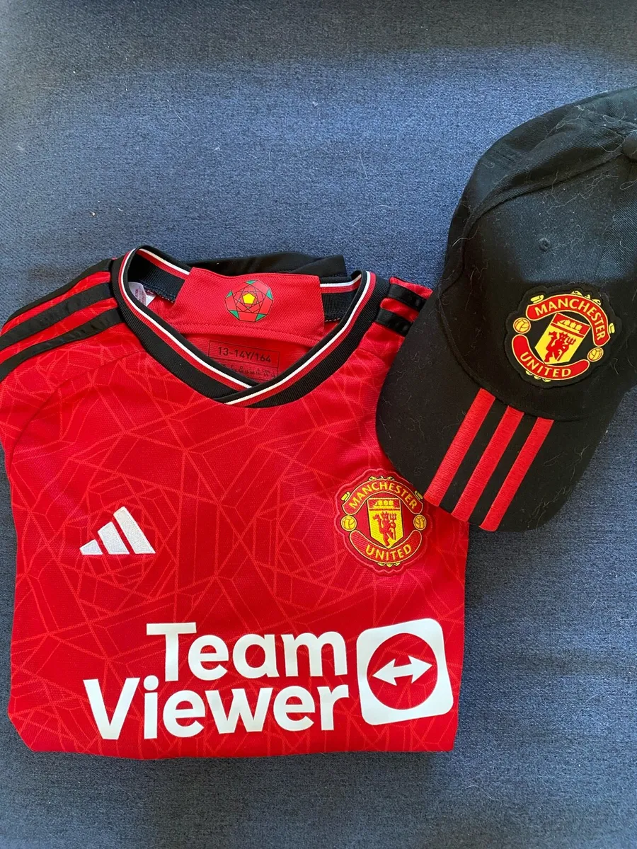Man United gear
