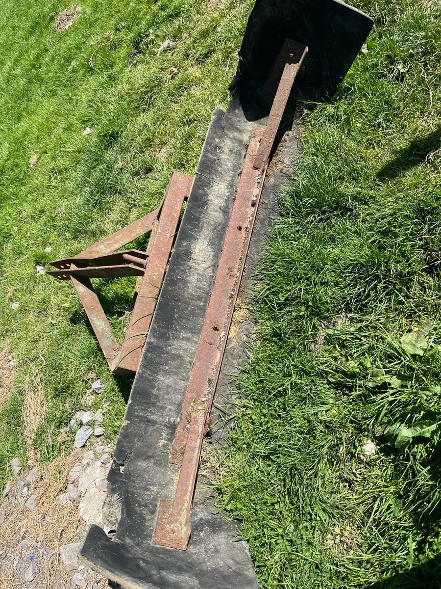 END LOADER , YARD SCRAPER, TRANSPORT BOX - Image 4