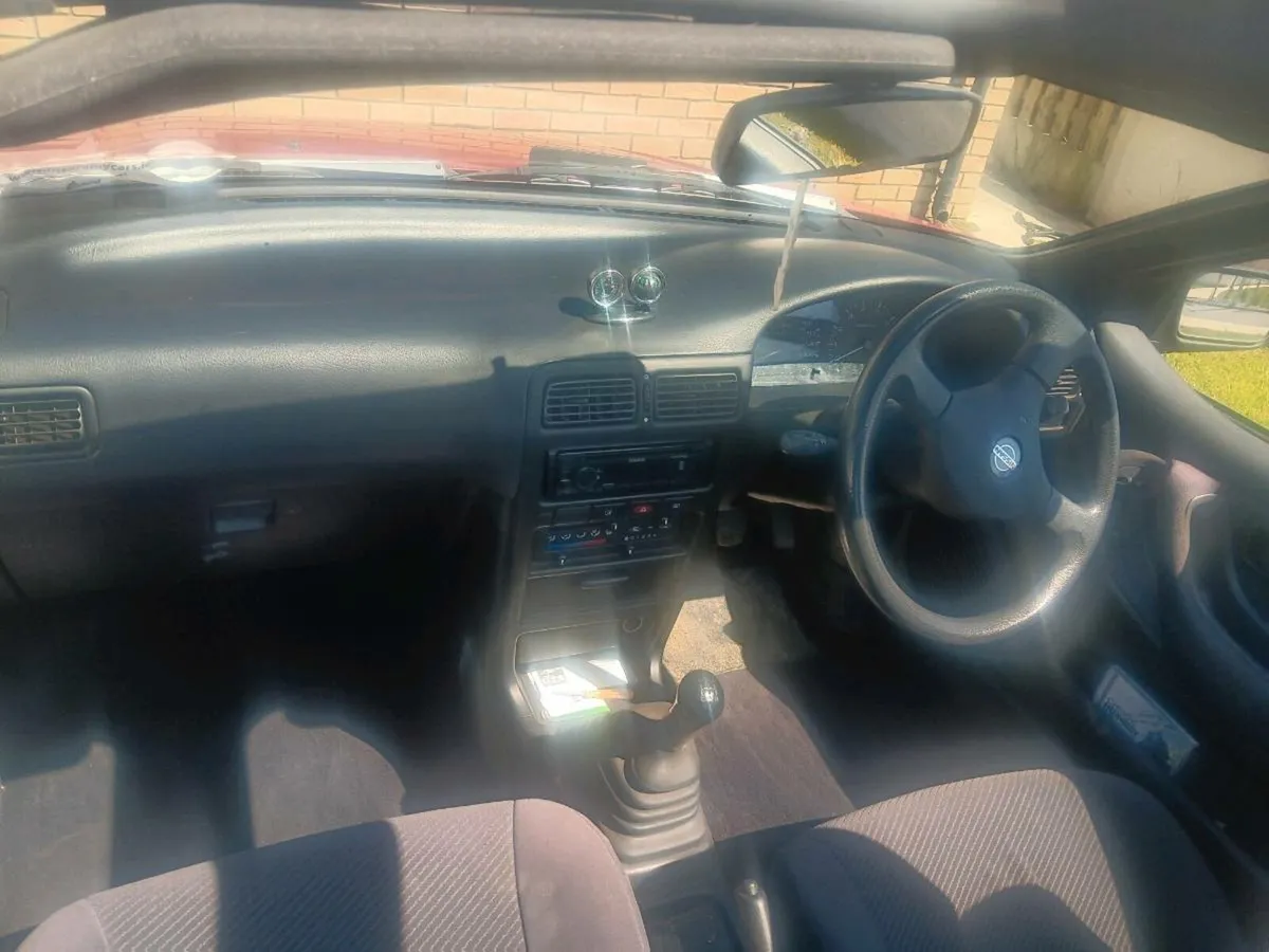 Nissan 100nx - Image 3