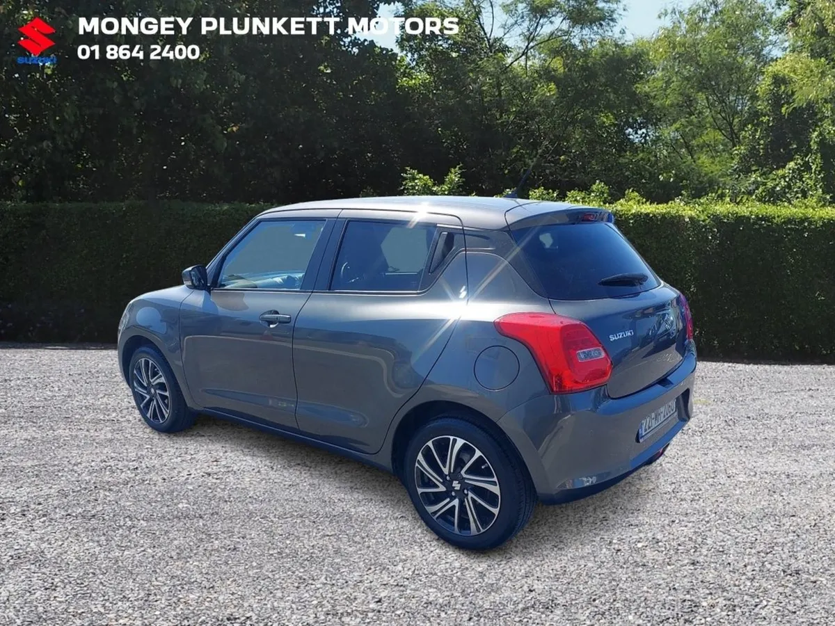 Suzuki Swift 1.2 Hybrid SZ5 MT Hybrid - Image 4