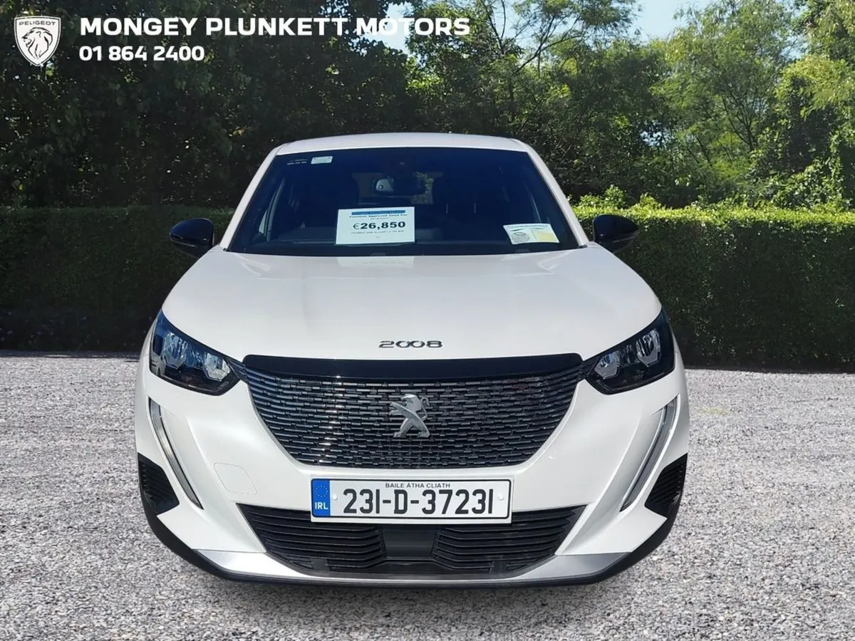 Peugeot 2008 1.2 Puretech 100bhp Allure - Image 2