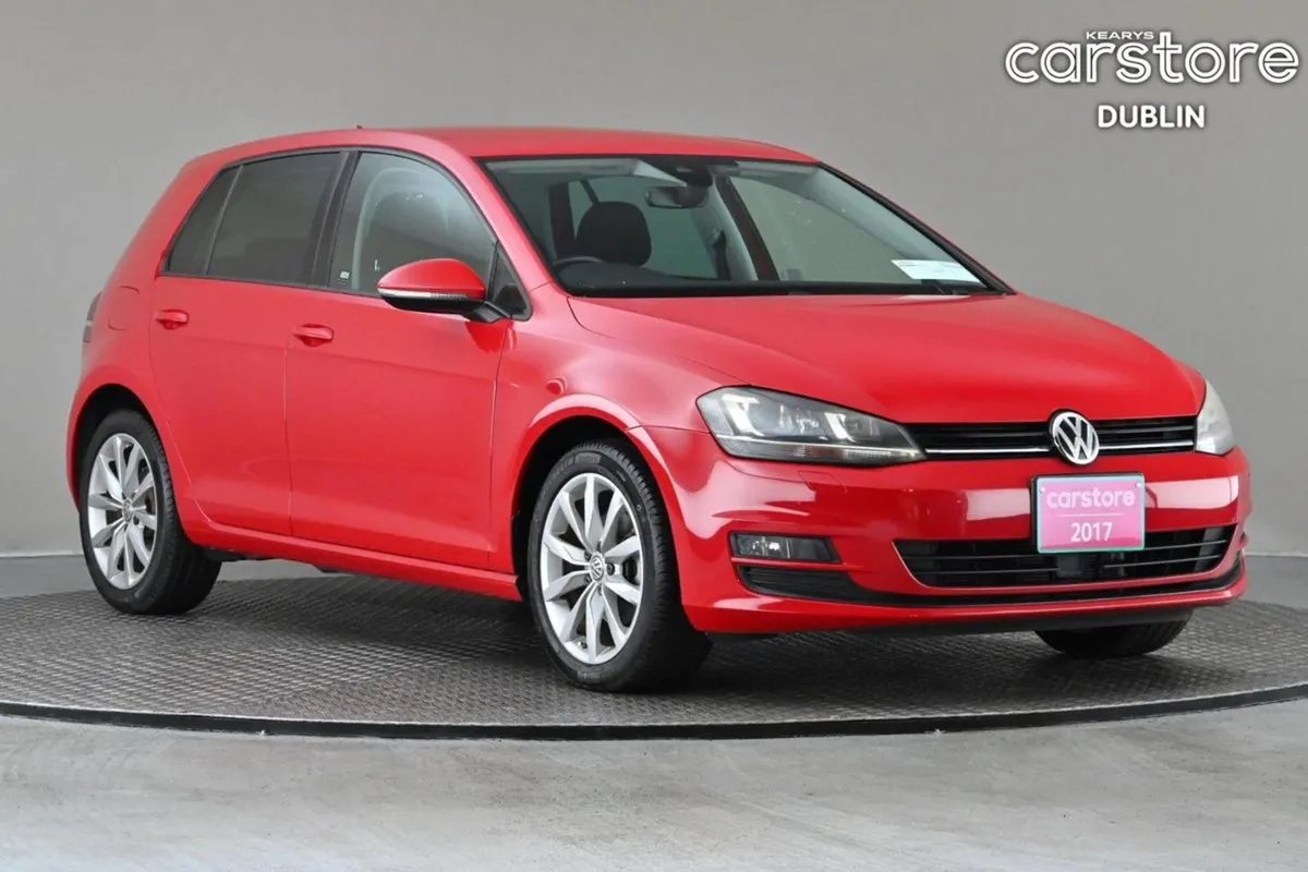 Volkswagen Golf 1.2 TSI DSG MK7 Comfortline  reve - Image 1