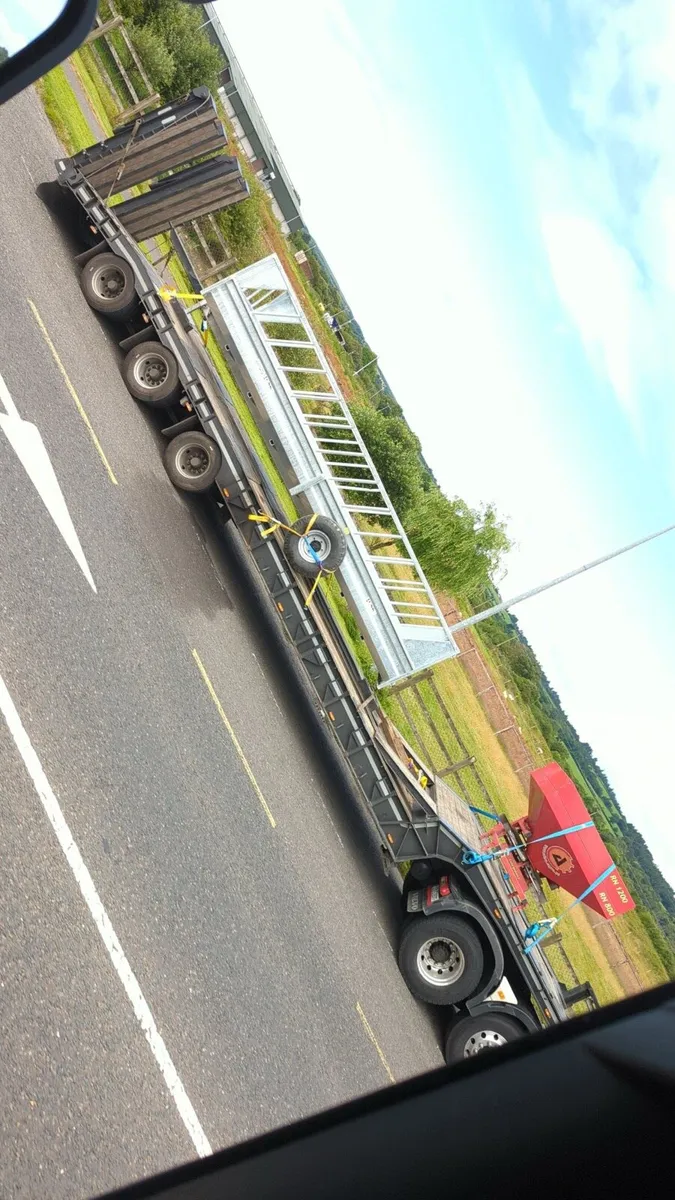 ANDOVER LOW LOADER TRAILER - Image 1