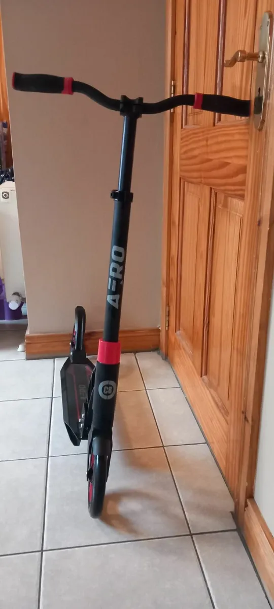 Scooter - Image 2