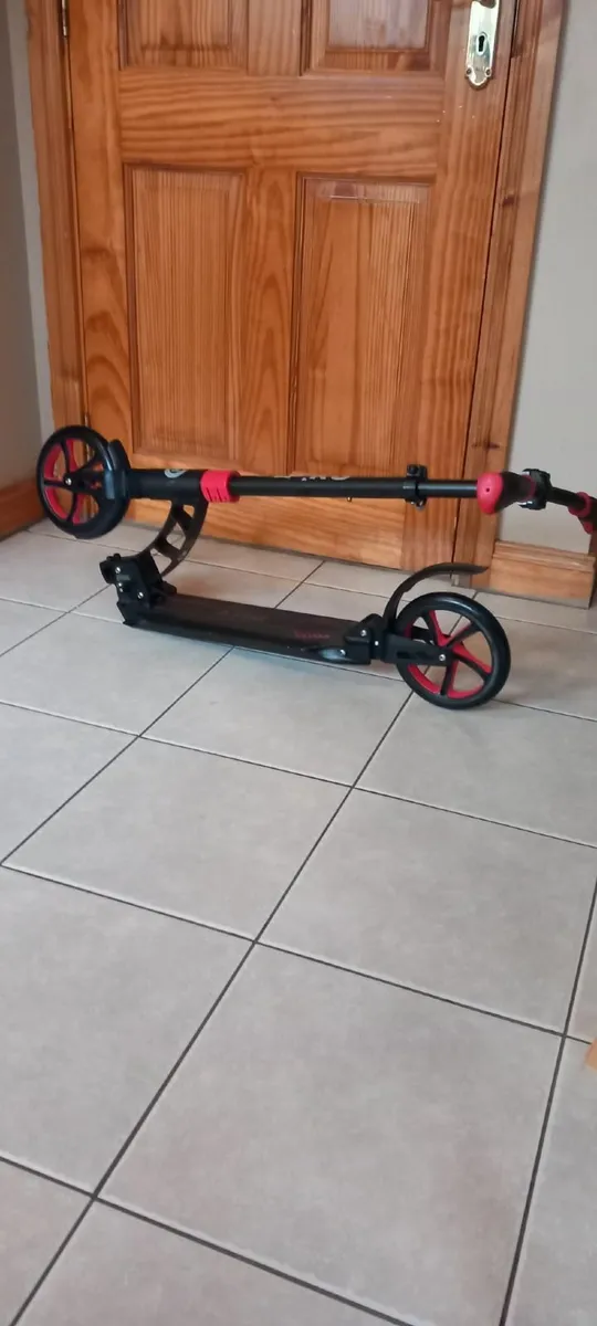 Scooter - Image 3