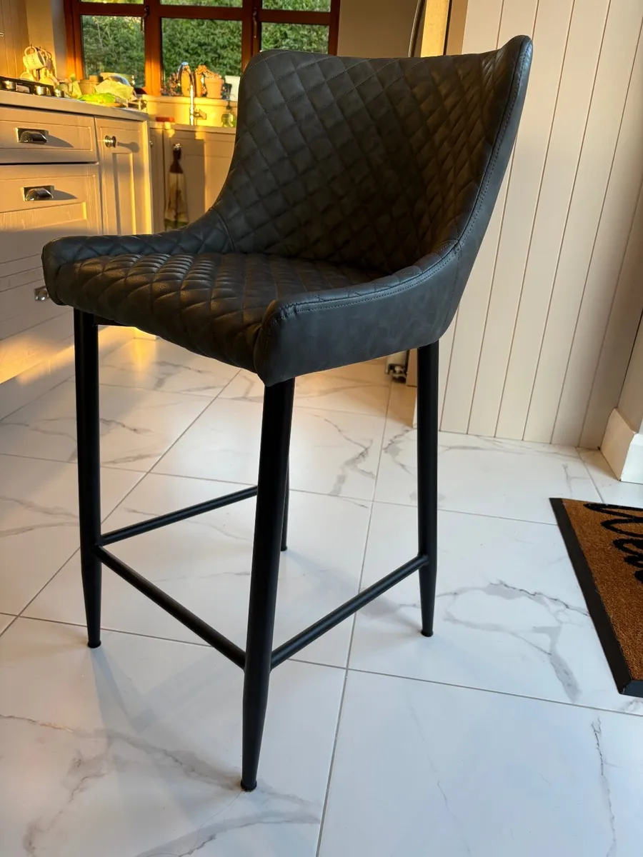 Vintage Grey Faux Leather Bar Stool Ottowa - Image 3