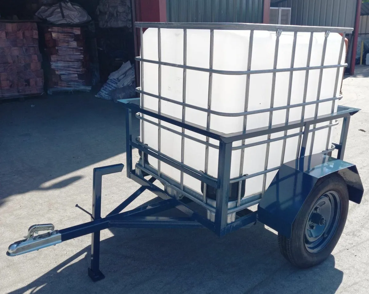 Trailer with Water Tank - Image 1