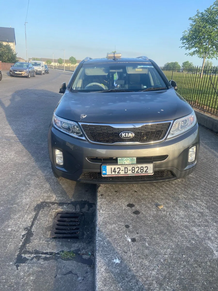 Kia Sorrento tax and doe - Image 1