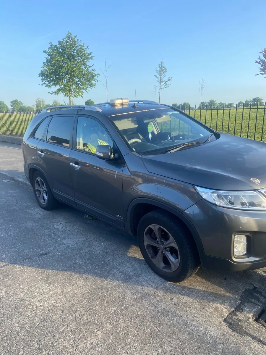Kia Sorrento tax and doe - Image 3