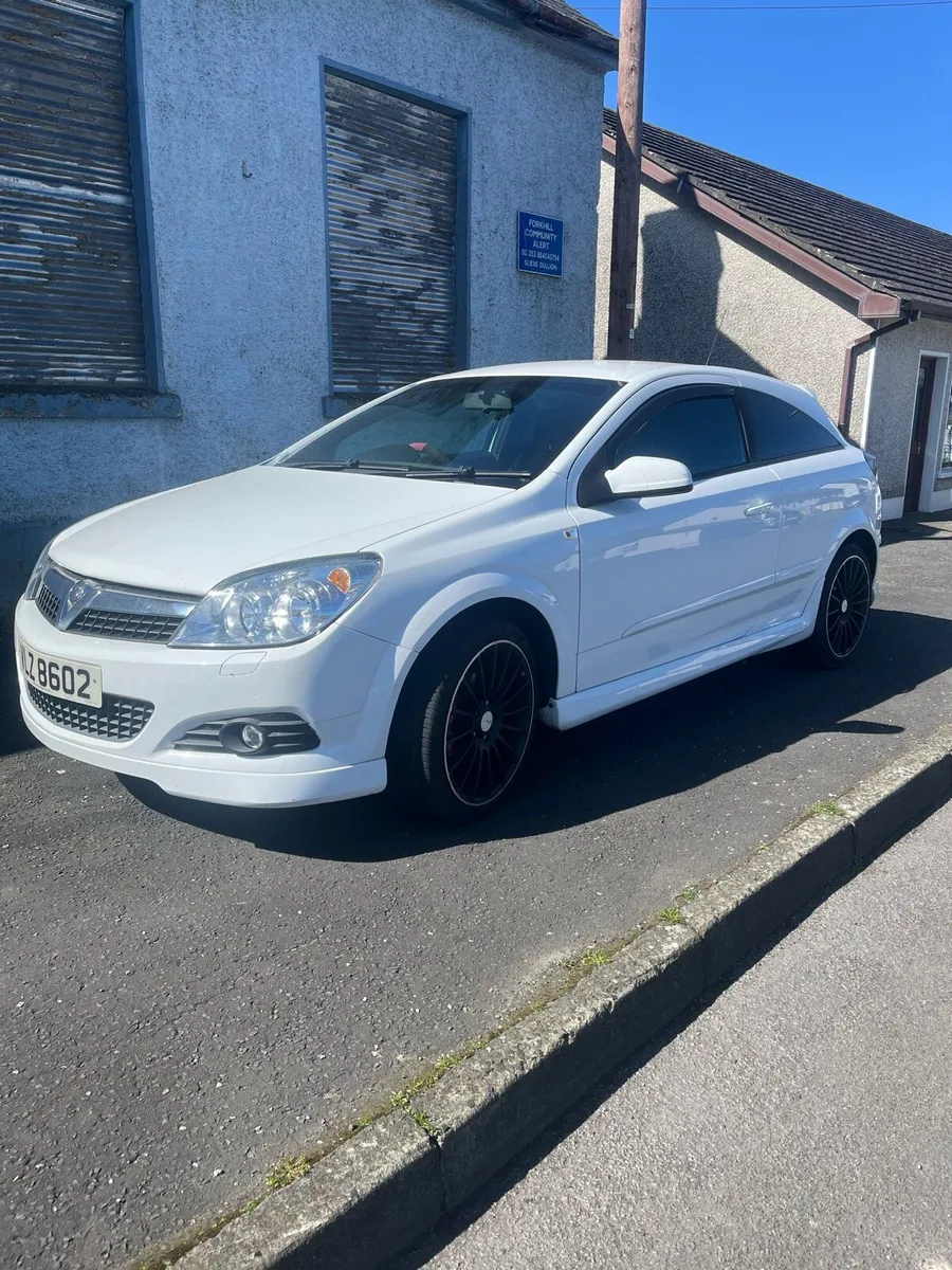 Vauxhall Astra - Image 1