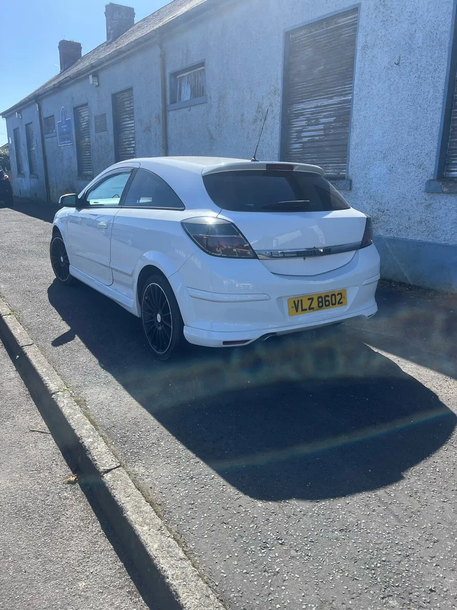 Vauxhall Astra - Image 2