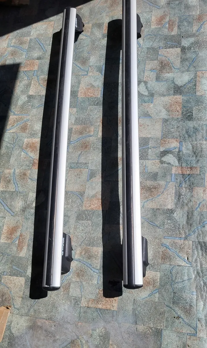 Cross Bars for Hyundai Tucson - Image 1
