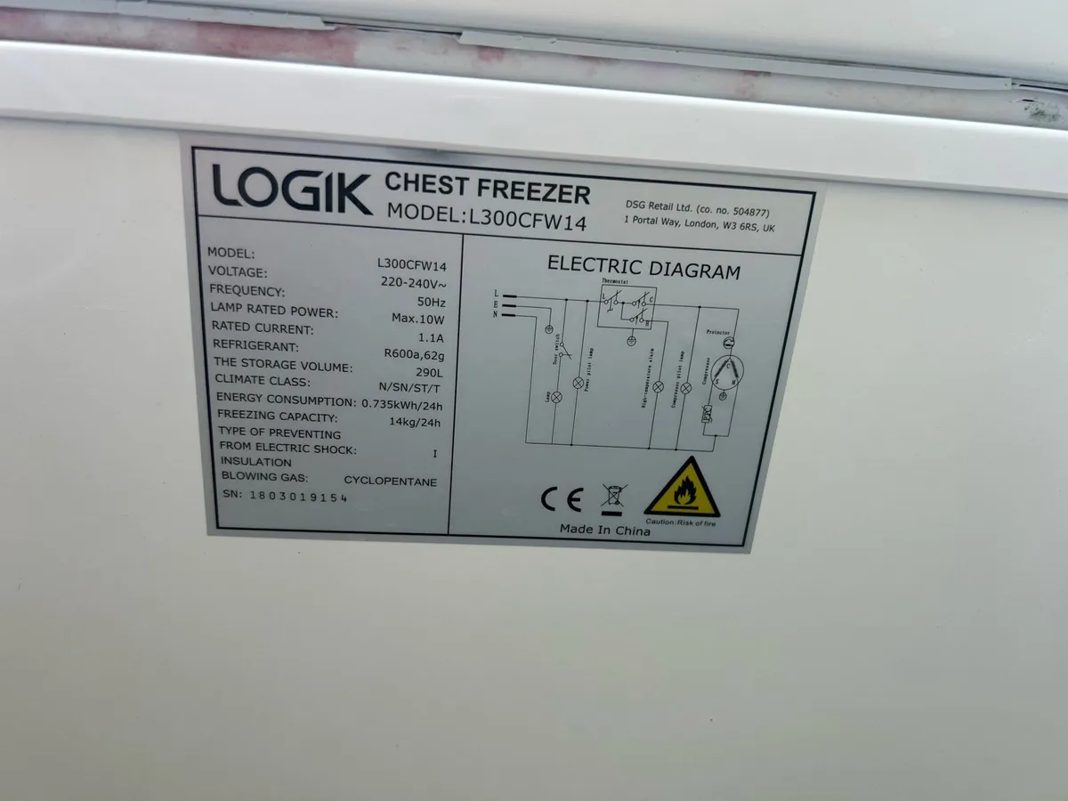 LOGIK L300CFW14 chest freezer - Image 2