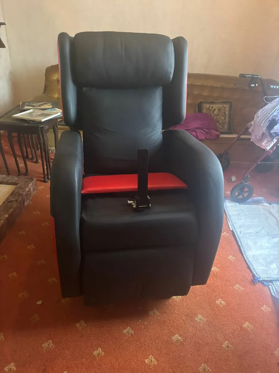 Portable 19 inch melody recliner - Image 3